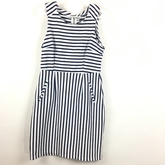 old navy dress with pockets